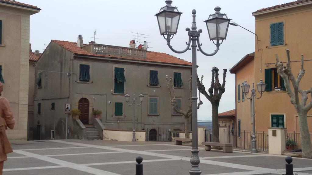 Ferienwohnung Abitare Il Borgo Piazza Del Popolo Castagneto Carducci Exterior foto