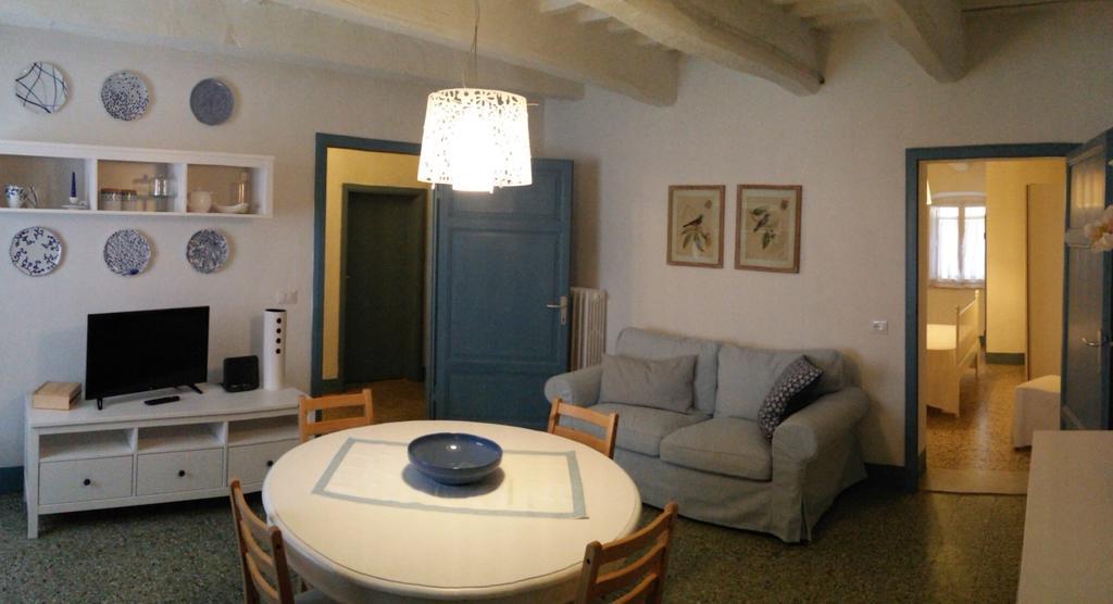 Ferienwohnung Abitare Il Borgo Piazza Del Popolo Castagneto Carducci Exterior foto